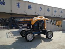 XCMG official 16m mobile electric articulated boom lift XGA16AC Aerial Work Platform price